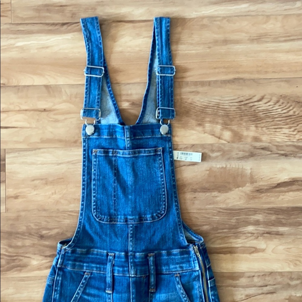 Madewell Skinny Overalls in Jansing Wash - Picture 3 of 16